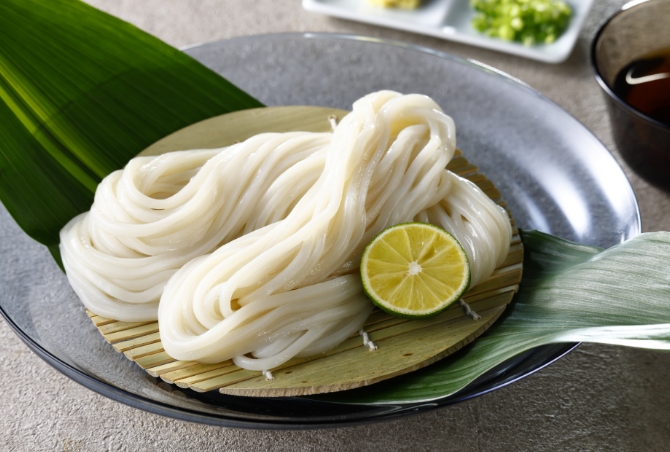 つけつゆのおうどん