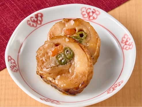 炭火焼鶏もも三色野菜巻き